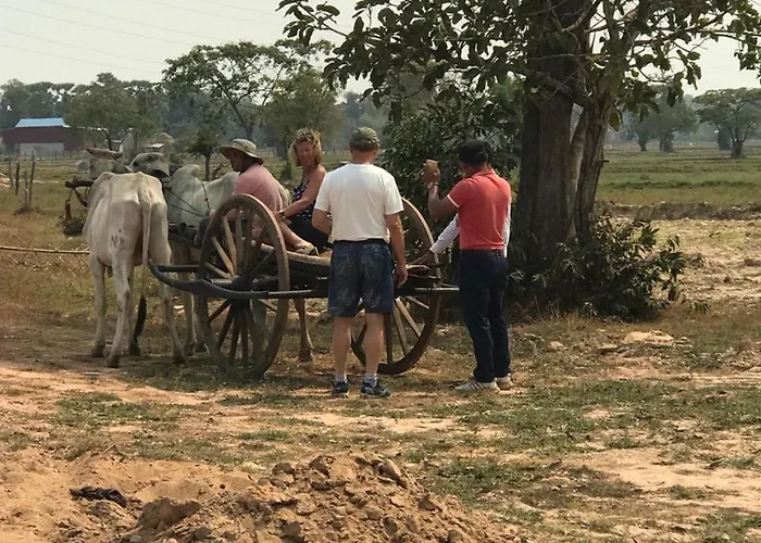 Kwatera prywatna Authentic Khmer Experience Package By Siem Reap Homesteading Phumi Trach Pok
